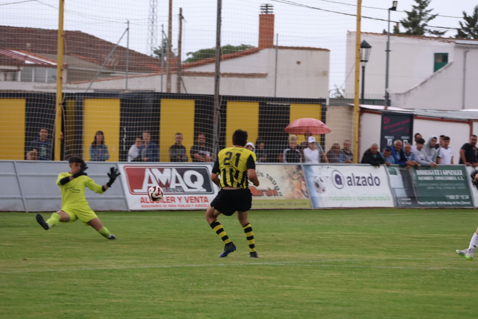 moraleja-cf-asciende-a-regional-de-aficionados-39