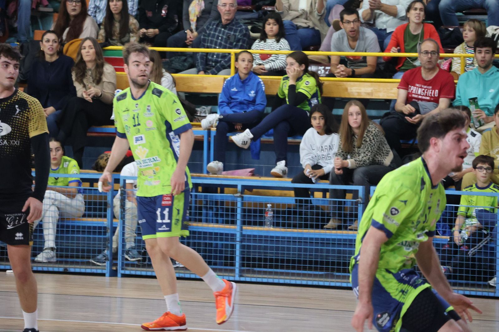 GALERÍA | El BM Zamora recibe en casa al Ciudad de Salamanca en un duelo muy ajustado