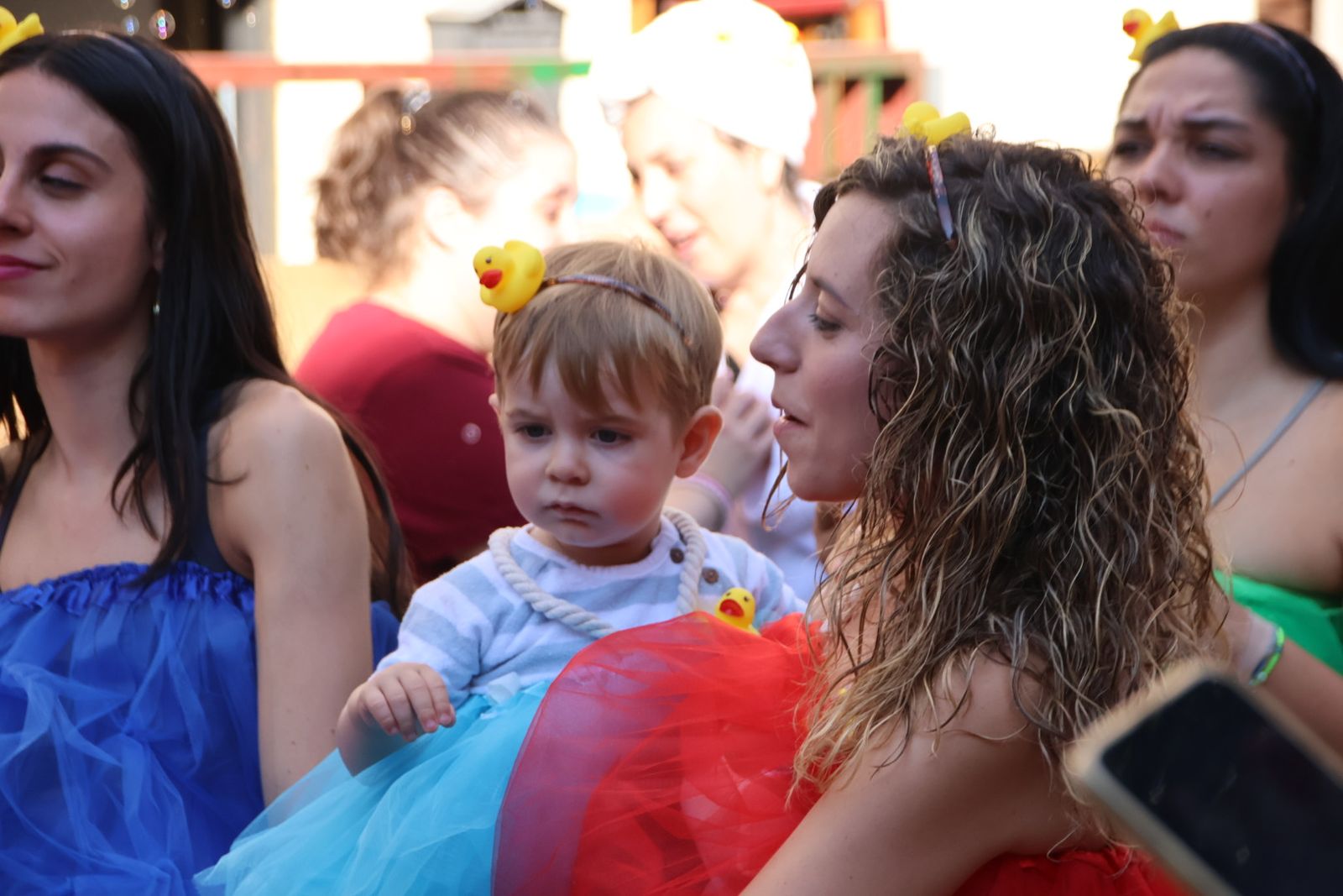 San Esteban de la Sierra, desfile de carrozas y disfraces