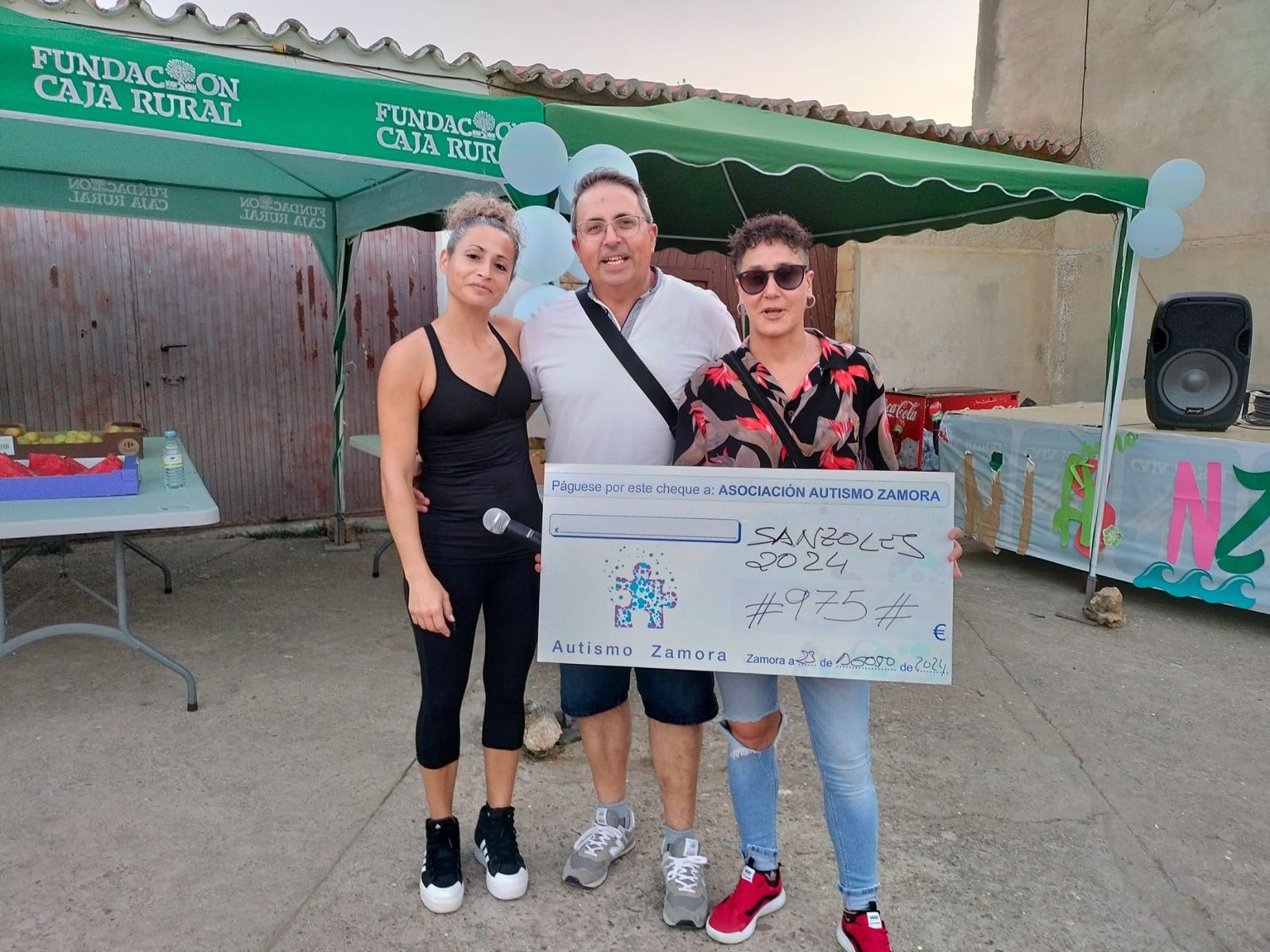 La solidaridad triunfa en Sanzoles a favor de Autismo de Zamora