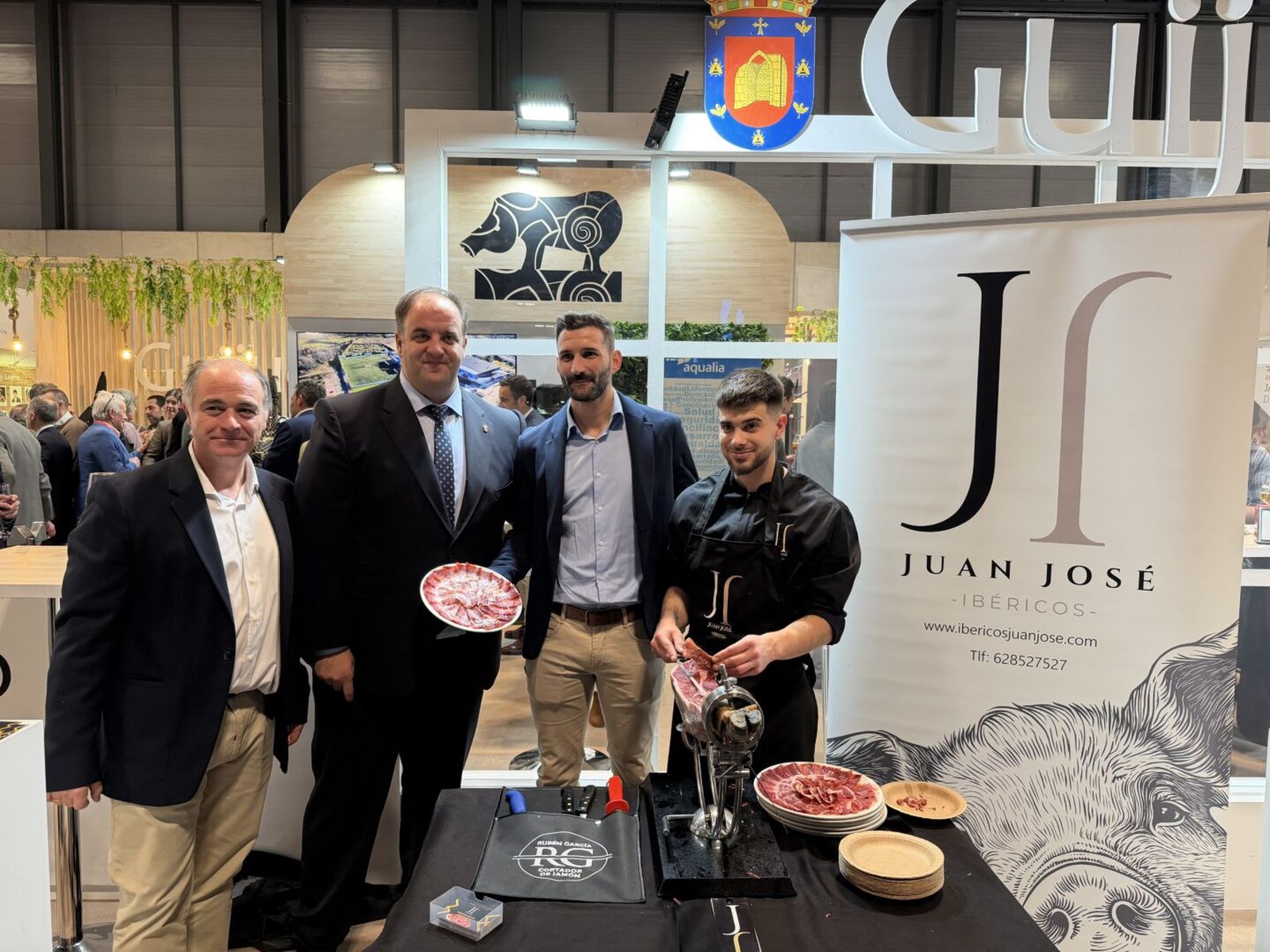 Maldini, Fernando Romay, Makoke o Regina dos Santos: el stand de Guijuelo vuelve a triunfar en Fitur