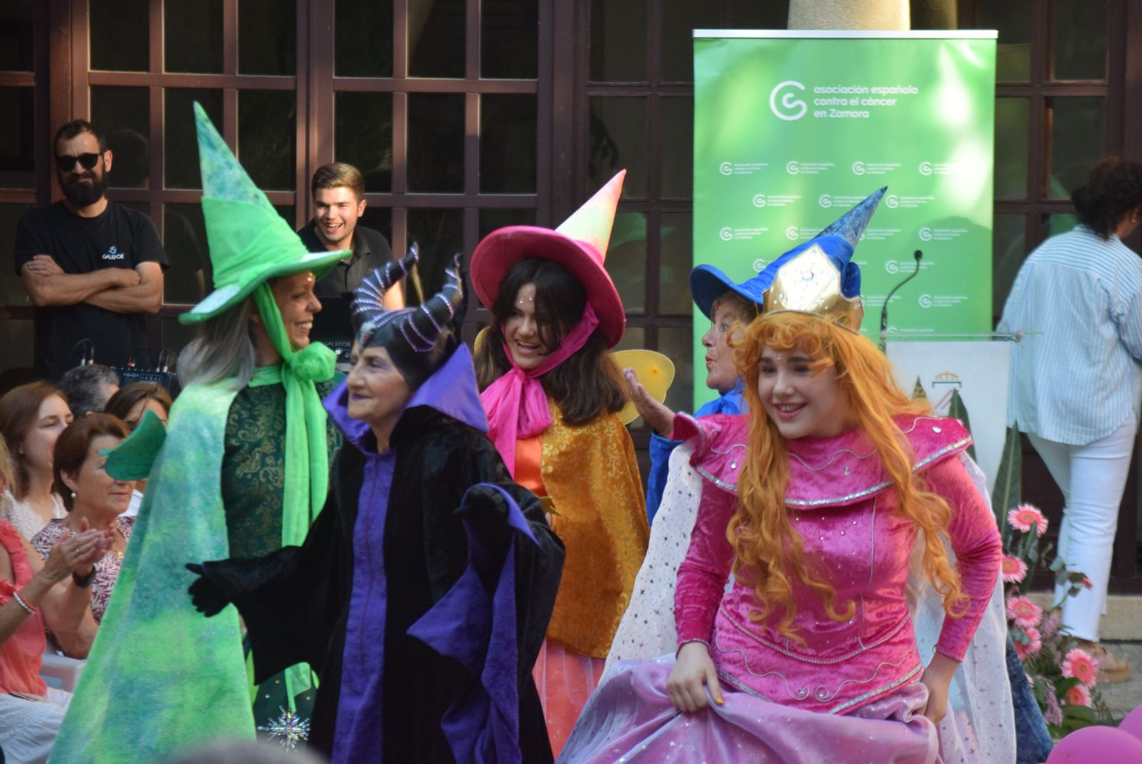 xx-desfile-de-lenceria-y-ropa-de-bano-aecc-38