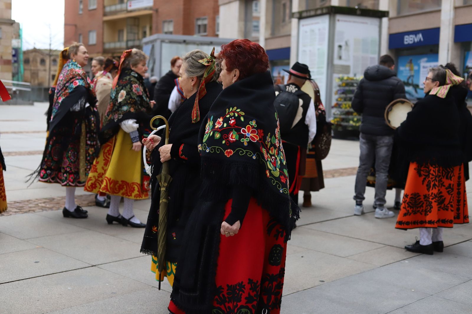 GALERÍA | Las águedas celebran la tradición por las calles de Zamora