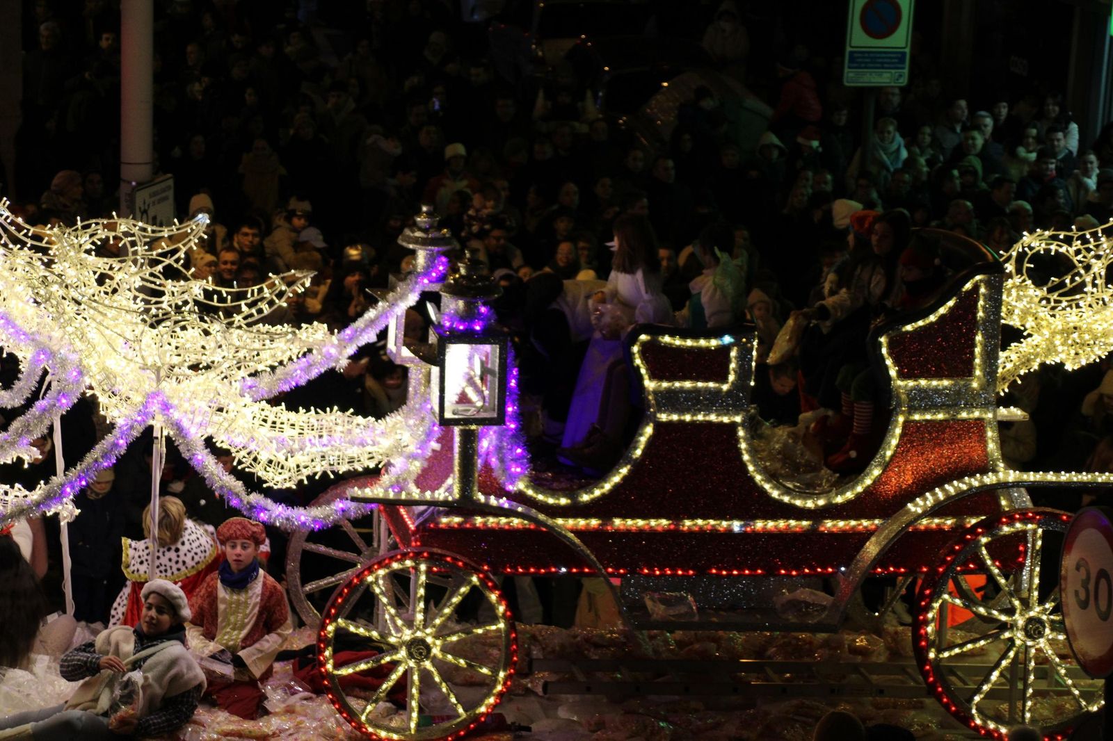Los Reyes Magos recorren las calles de Salamanca en la Cabalgata 2026
