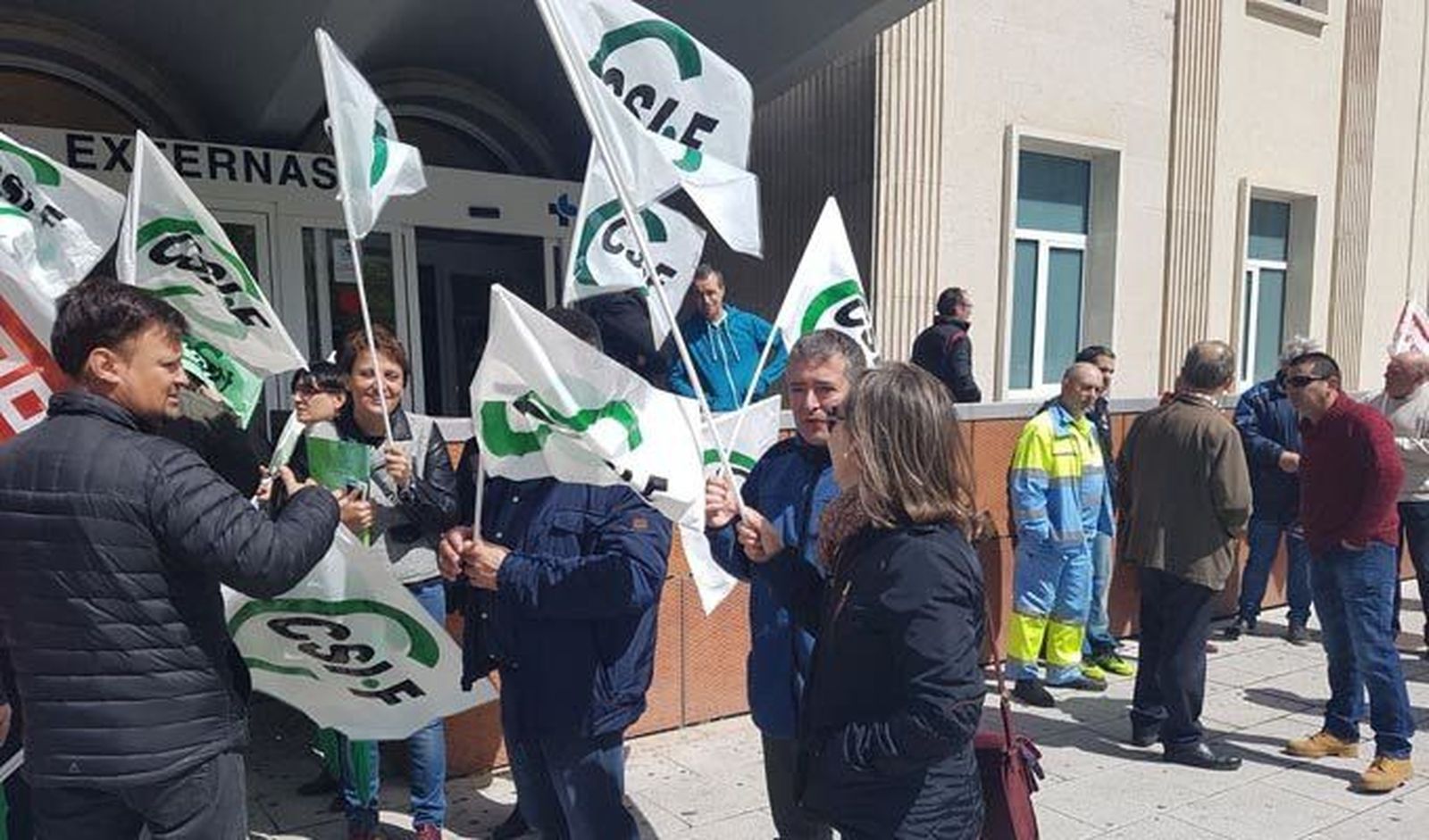 Los sindicatos anuncian nuevas movilizaciones en el sector de ambulancias