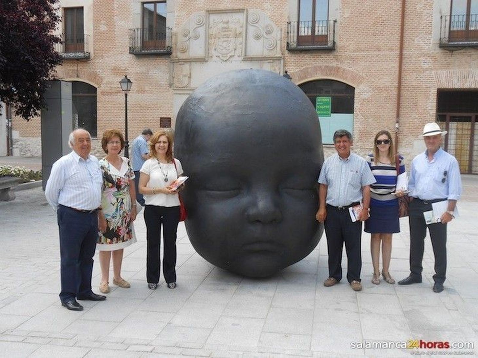 Representantes del Ayuntamiento se interesan por la organización de las Edades del Hombre