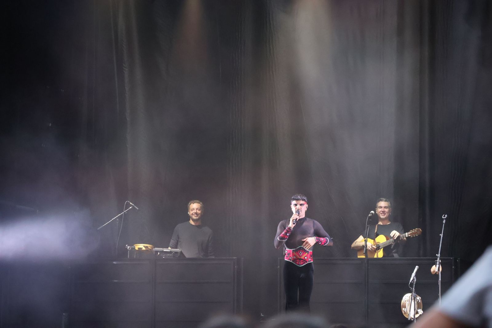 concierto-de-rodrigo-cuevas-en-la-plaza-mayor-de-zamora-12