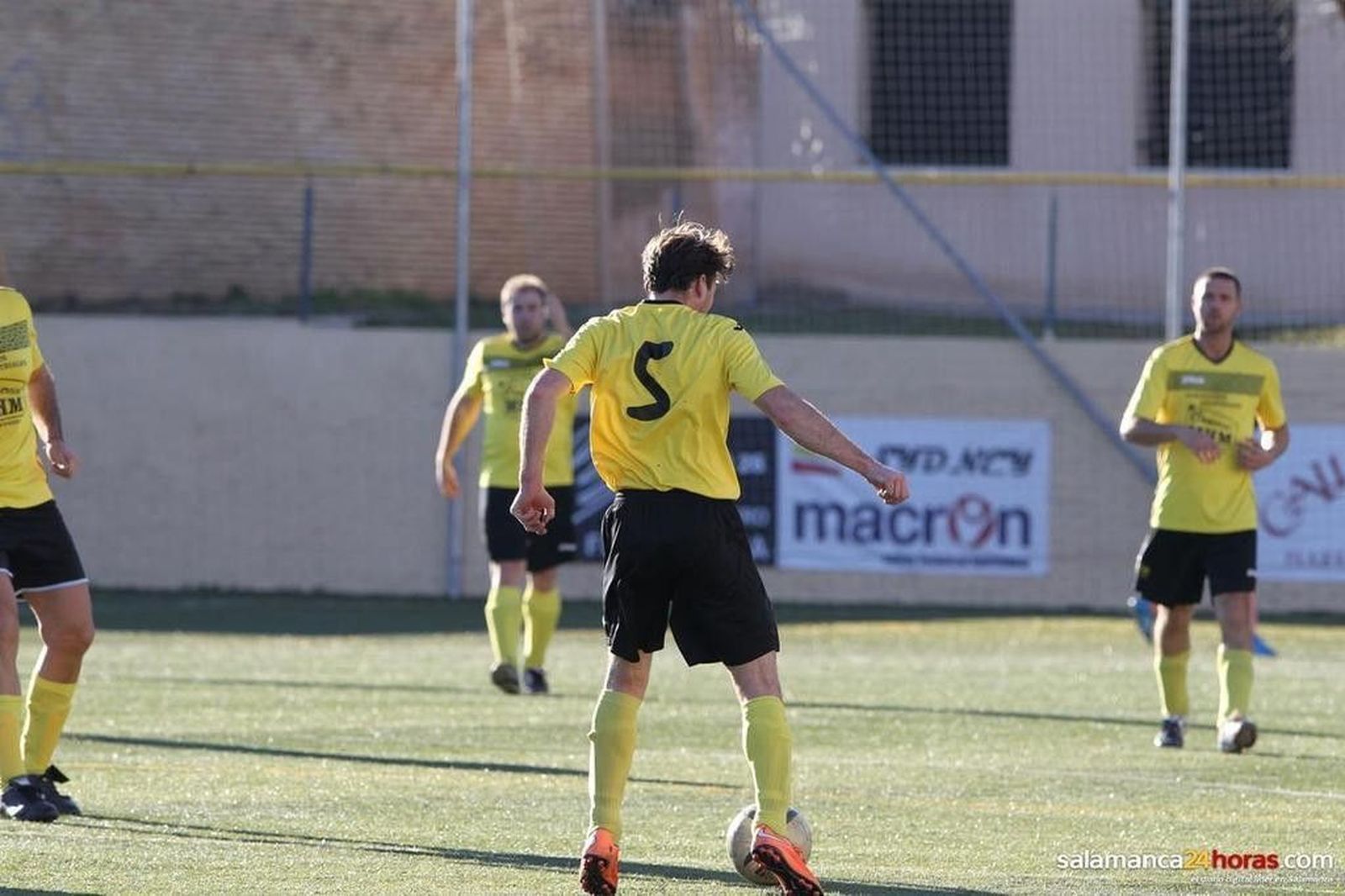 FÚTBOL MODESTO: CHARRO