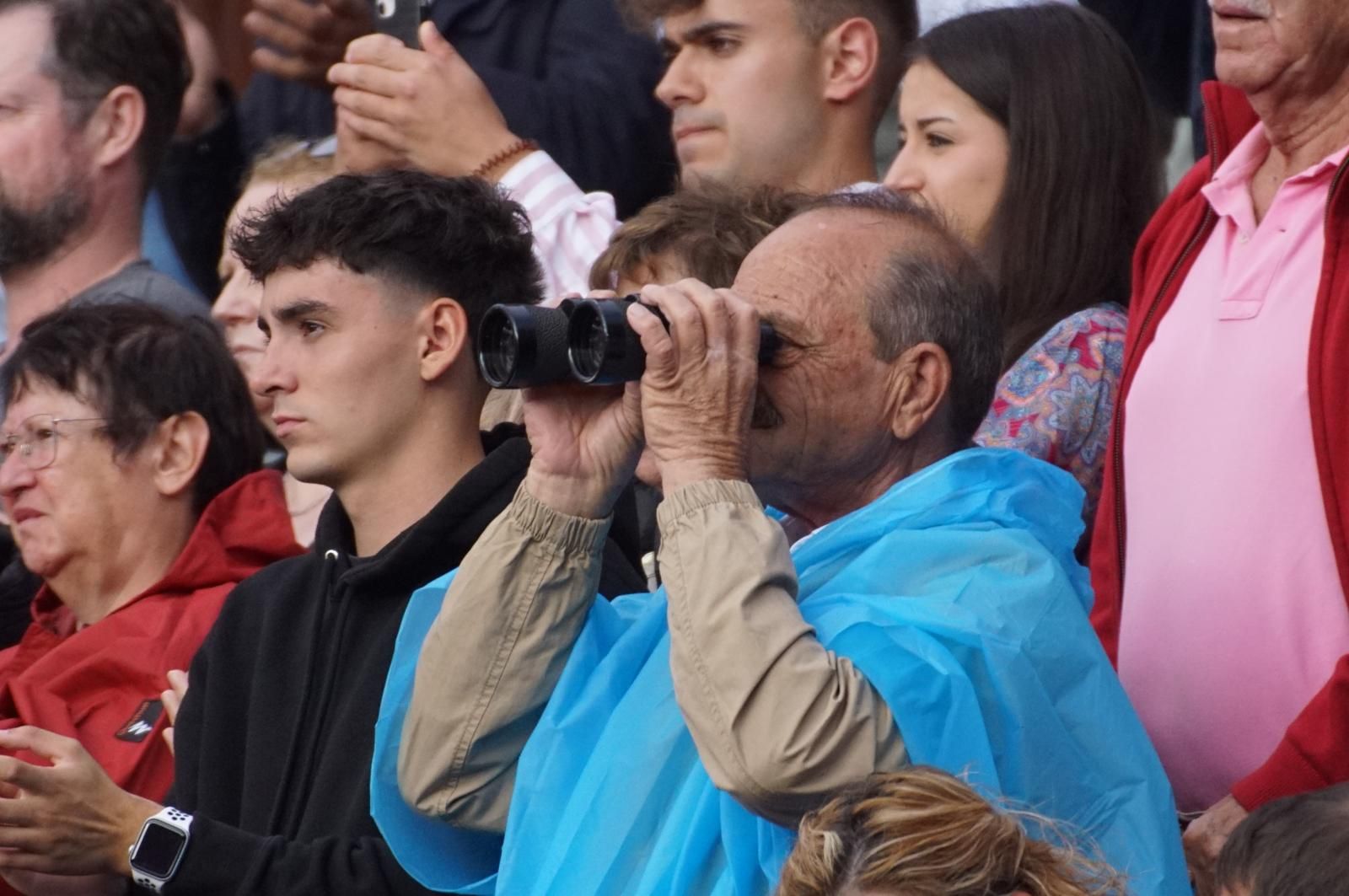 resumen-fotografico-del-ambiente-en-los-tendidos-de-la-glorieta-durante-la-corrida-de-garcigrande-20-de-septiembre-de-2024-foto-juanes-95