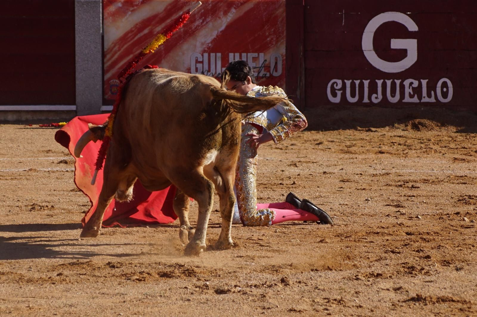 whatsapp-image-2024-04-20-at-19-59-32-3