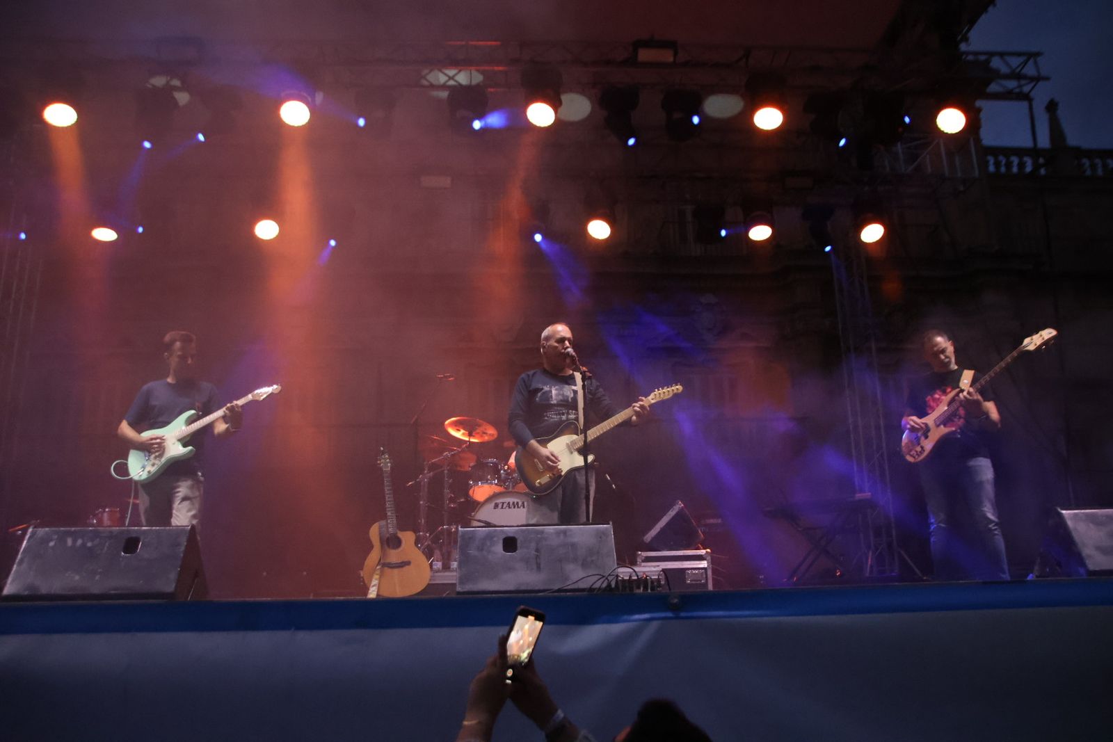 Concierto de Benbow en la Plaza Mayor