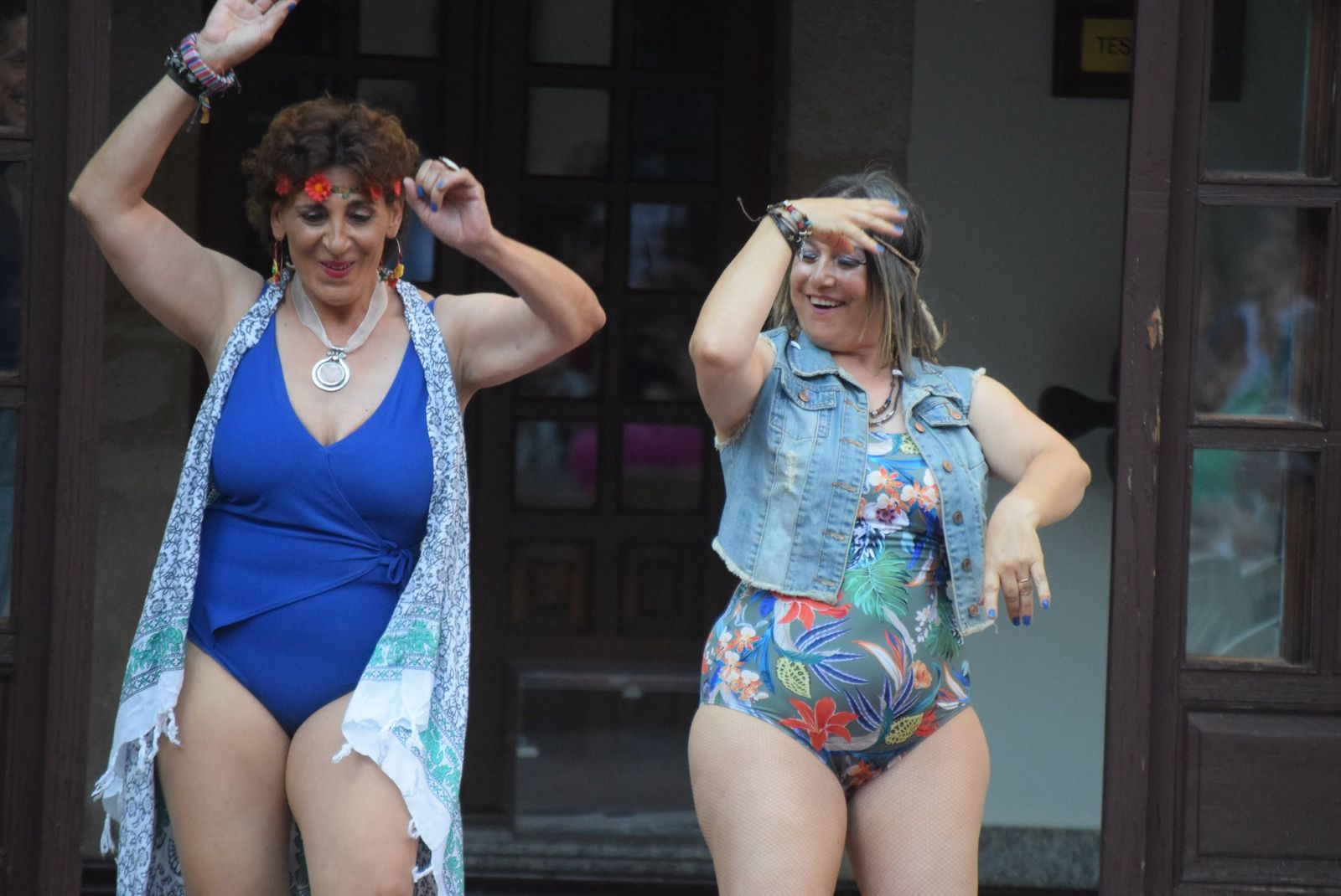 xx-desfile-de-lenceria-y-ropa-de-bano-aecc-2