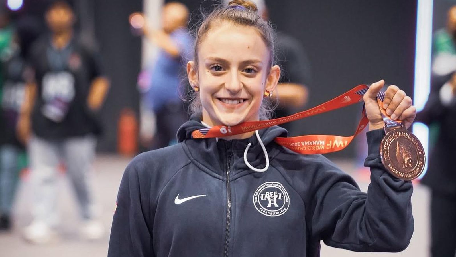La salmantina Marta García Rincón, bronce en arrancada en el mundial absoluto de Bahrein