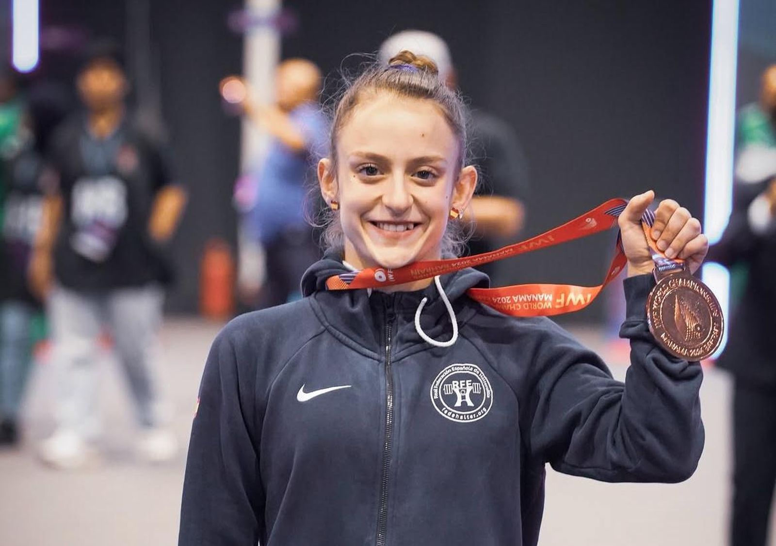 La salmantina Marta García Rincón, bronce en arrancada en el mundial absoluto de Bahrein