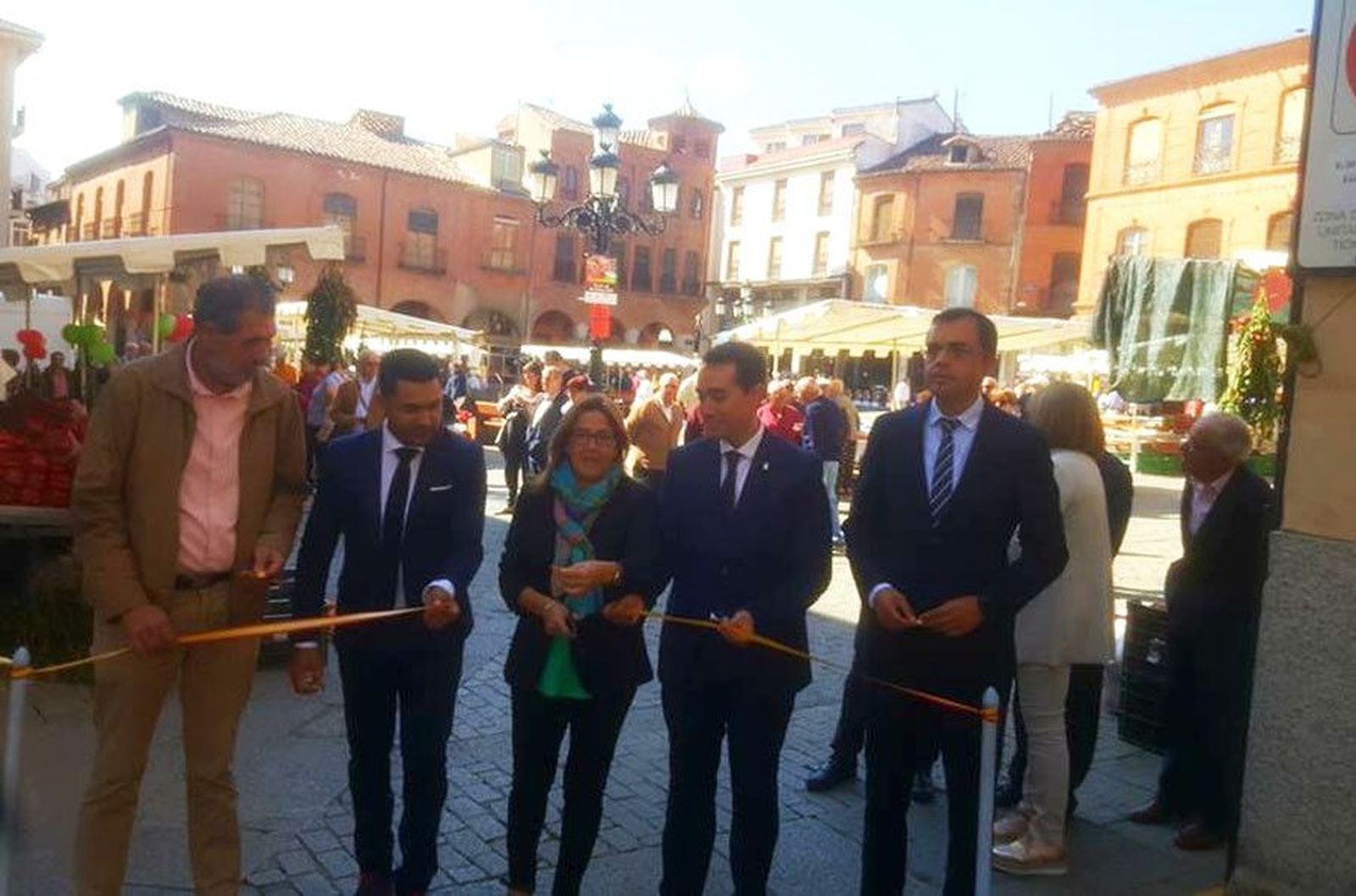 Inauguracionferiapimiento2017