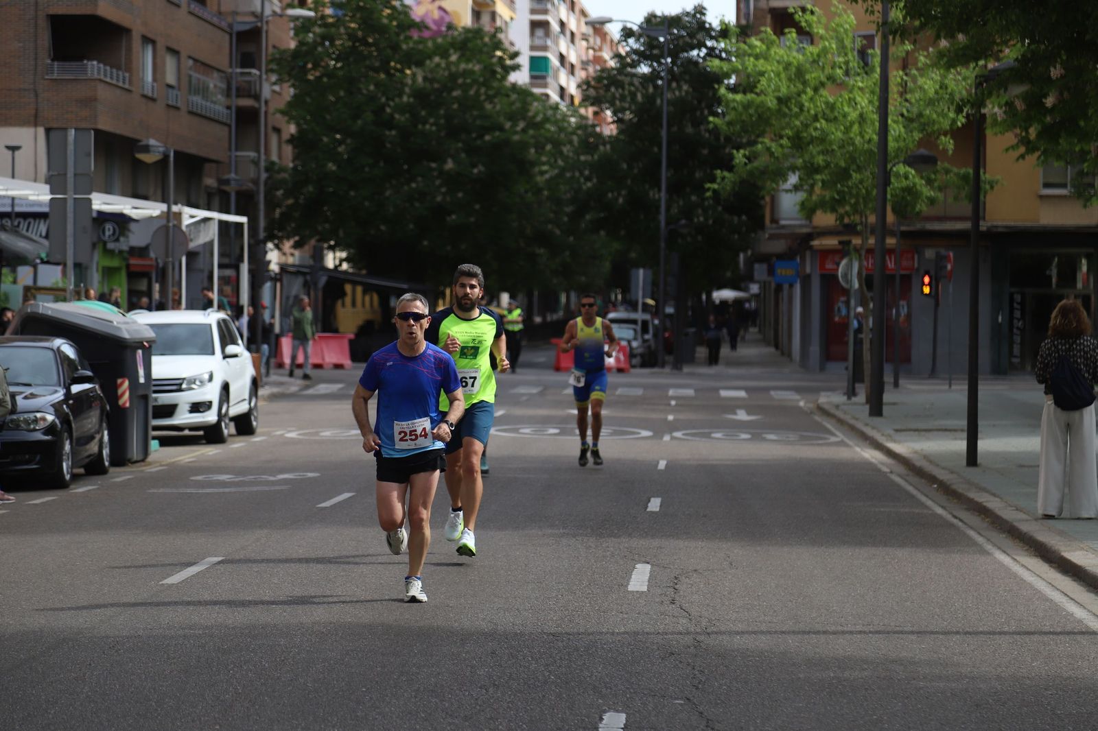 Carrera y marcha por el Día de Castilla y León en Zamora