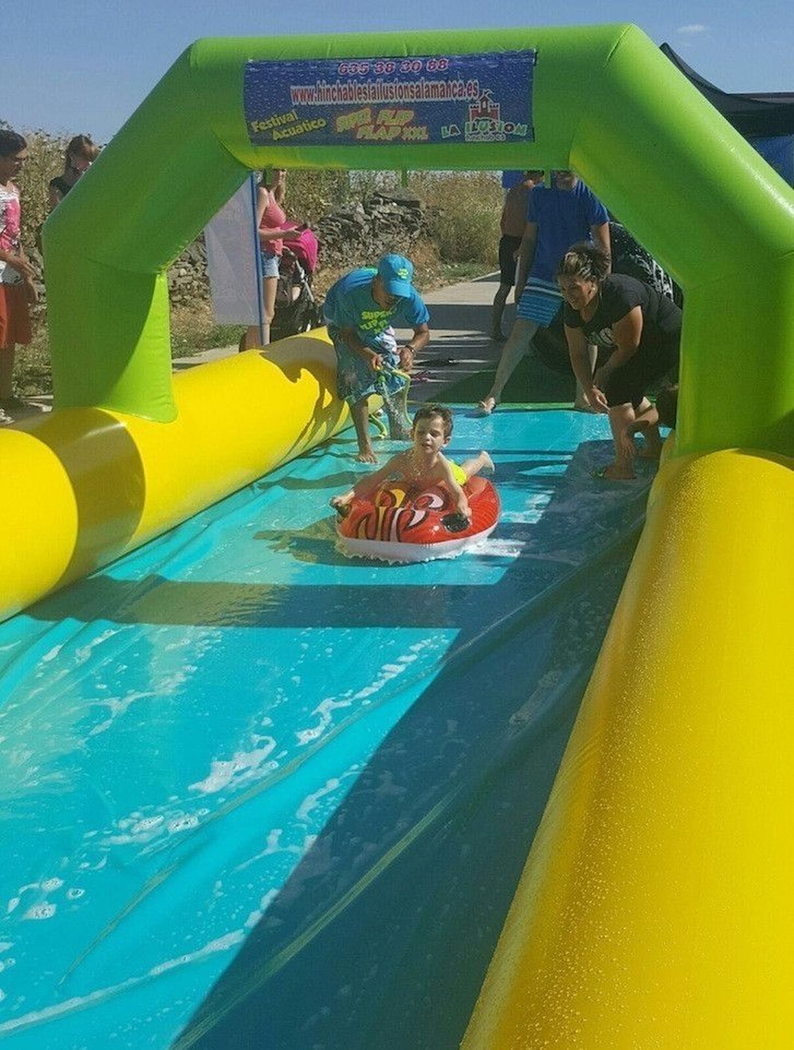 Festival Acuático Hinchables La Ilusión