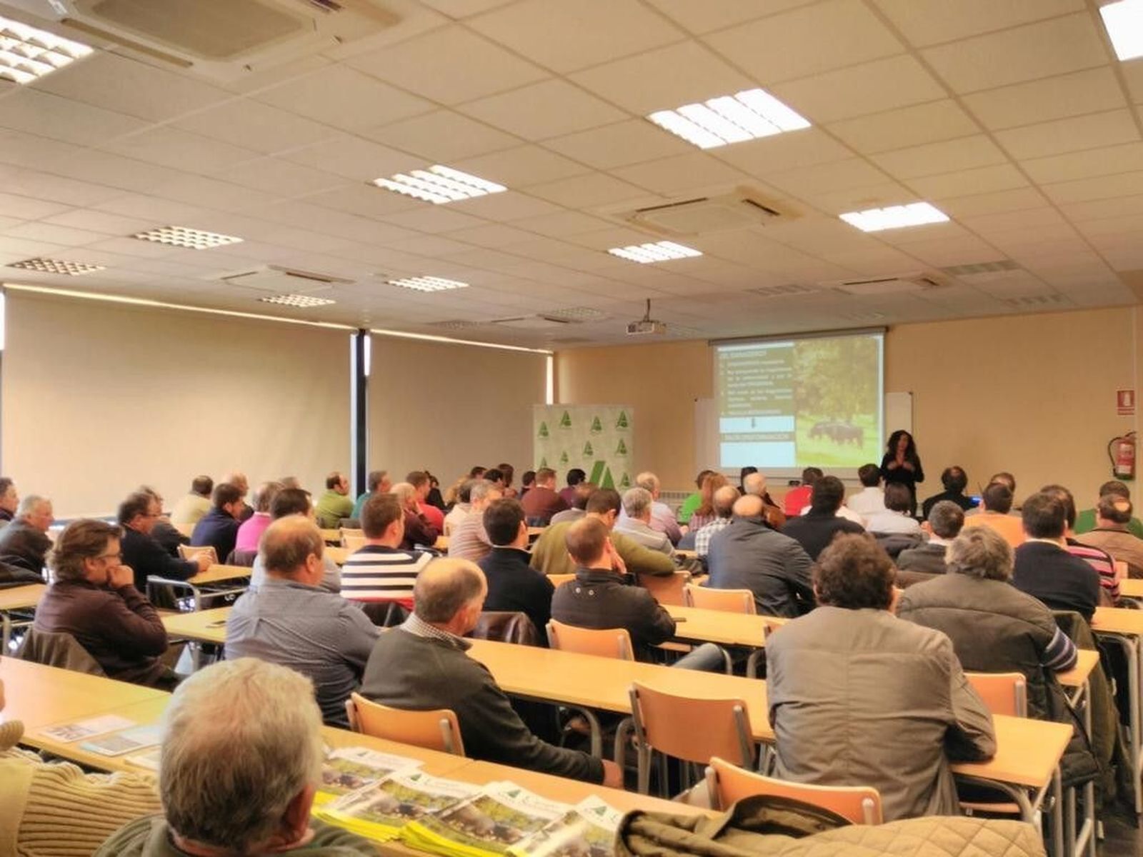 El número de explotaciones bovinas con tuberculosis se redujo a la mitad en Salamanca desde 2013 a 2015