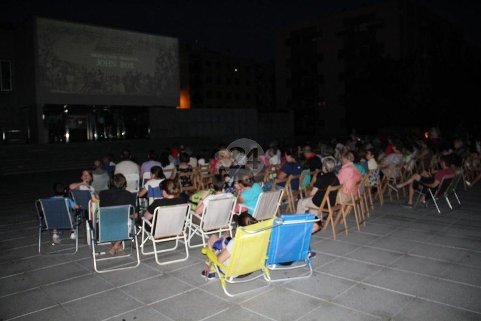 ‘Cinema Paradiso’ prosigue el ciclo de cine al aire libre en la biblioteca Torrente Ballester