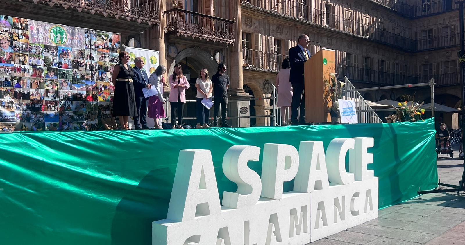 ASPACE Salamanca en la Plaza Mayor