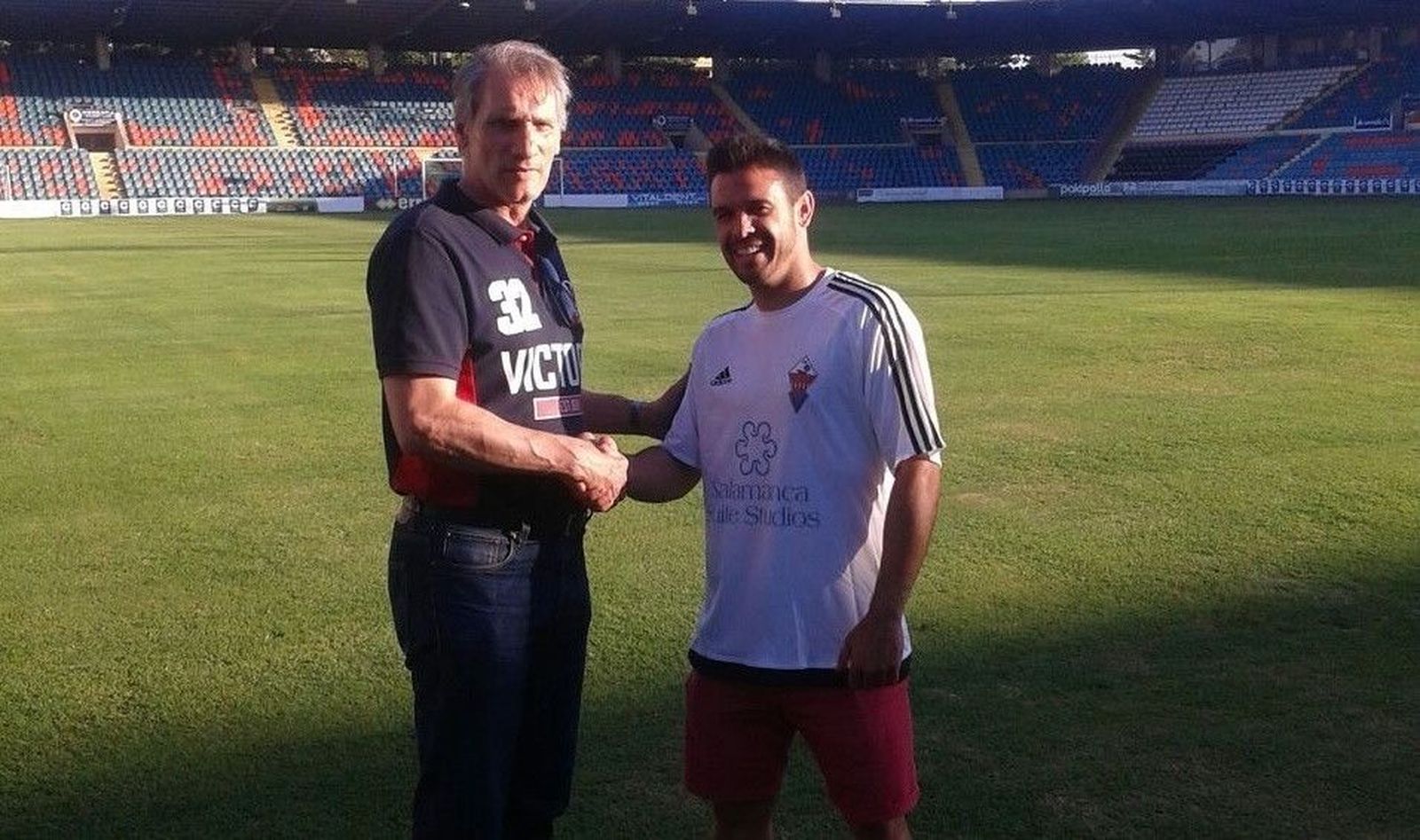 El Salmantino se hace con los servicios de Dela