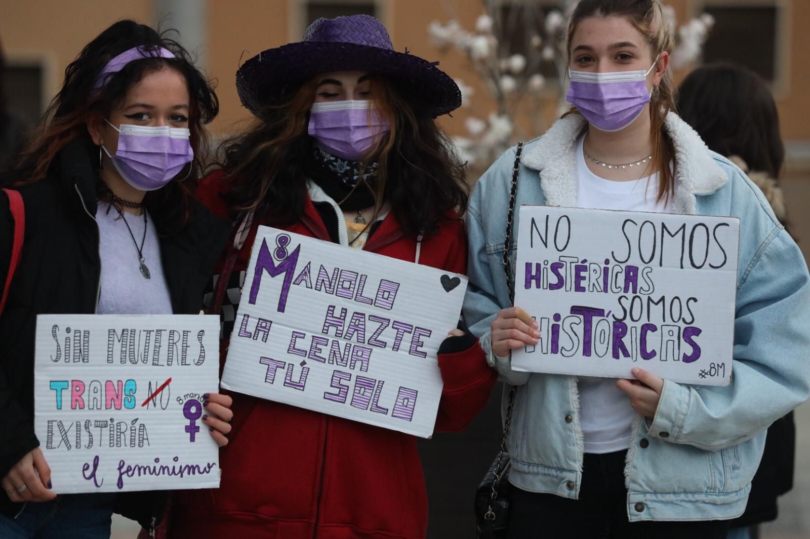 Manifestación 8M organizada por Juventud Comunista y asociaciones estudiantiles (12)