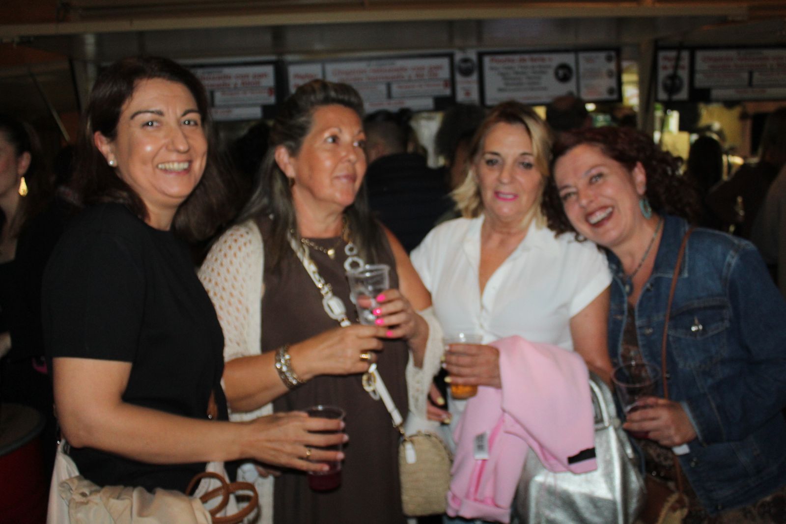 Ambiente en la Feria de Día en la tarde de este