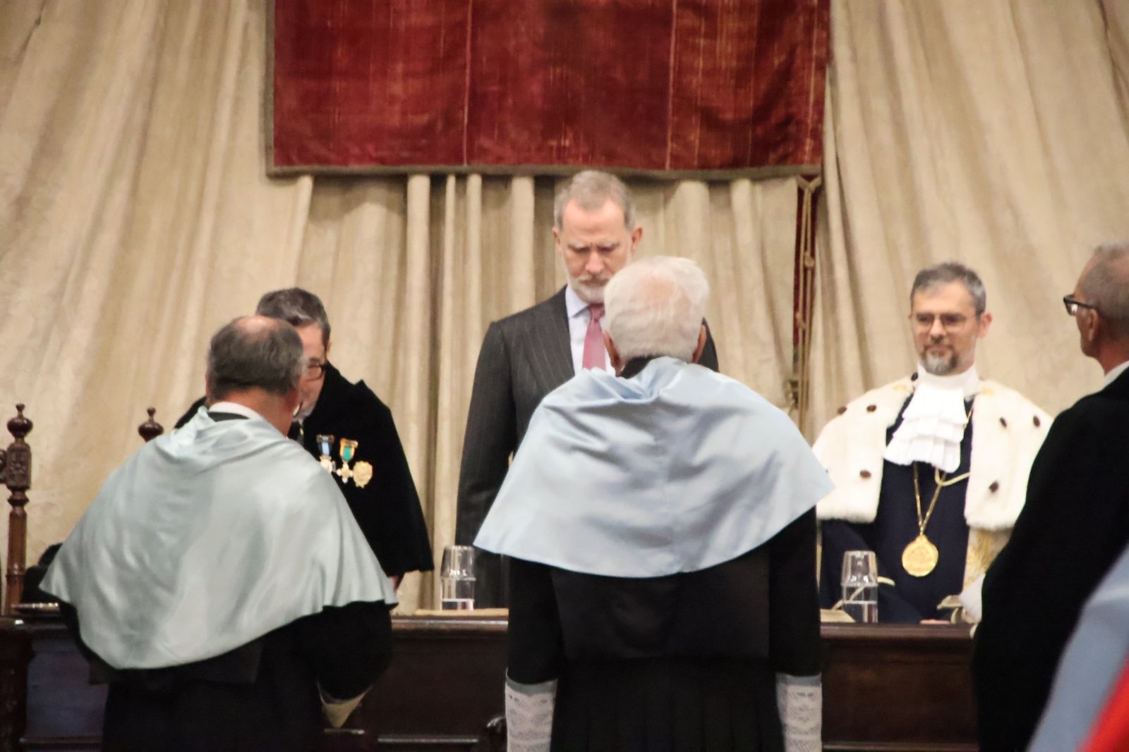 Llegada de S.M el Rey Felipe VI al paraninfo de la Universidad de Salamanca e Investidura de Sergio Mattarella como doctor ‘honoris causa’ de la USAL