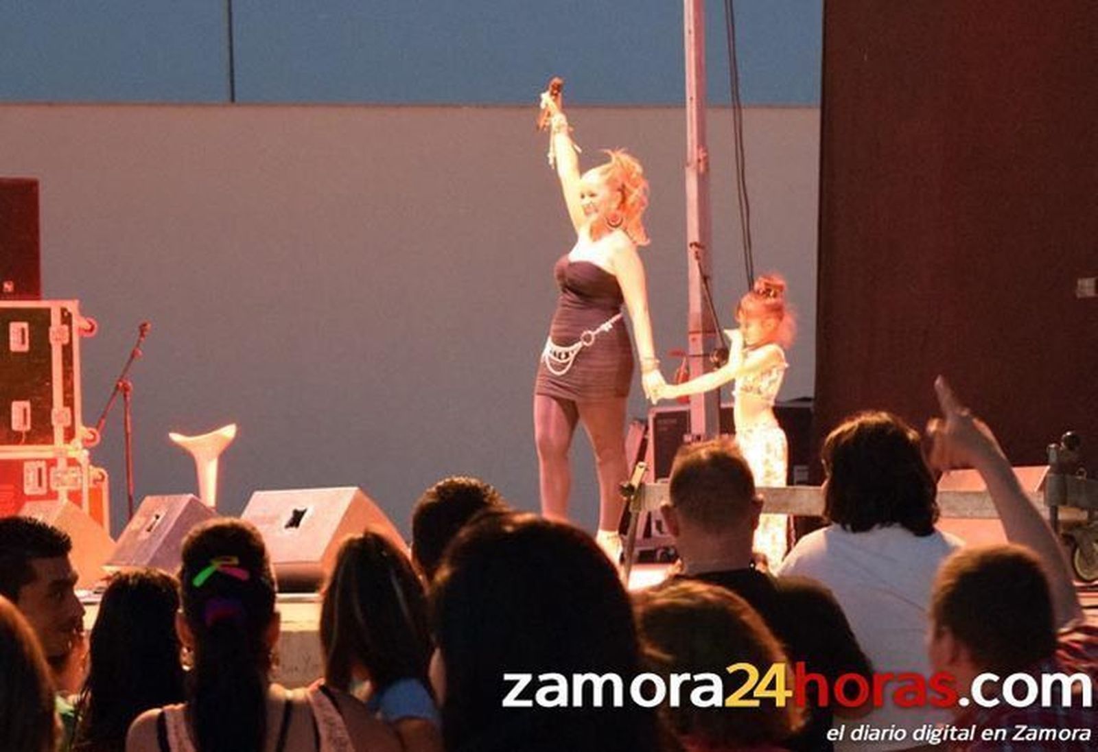 La Húngara y Los Chichos, principales exponentes de la noche musical en Zamora