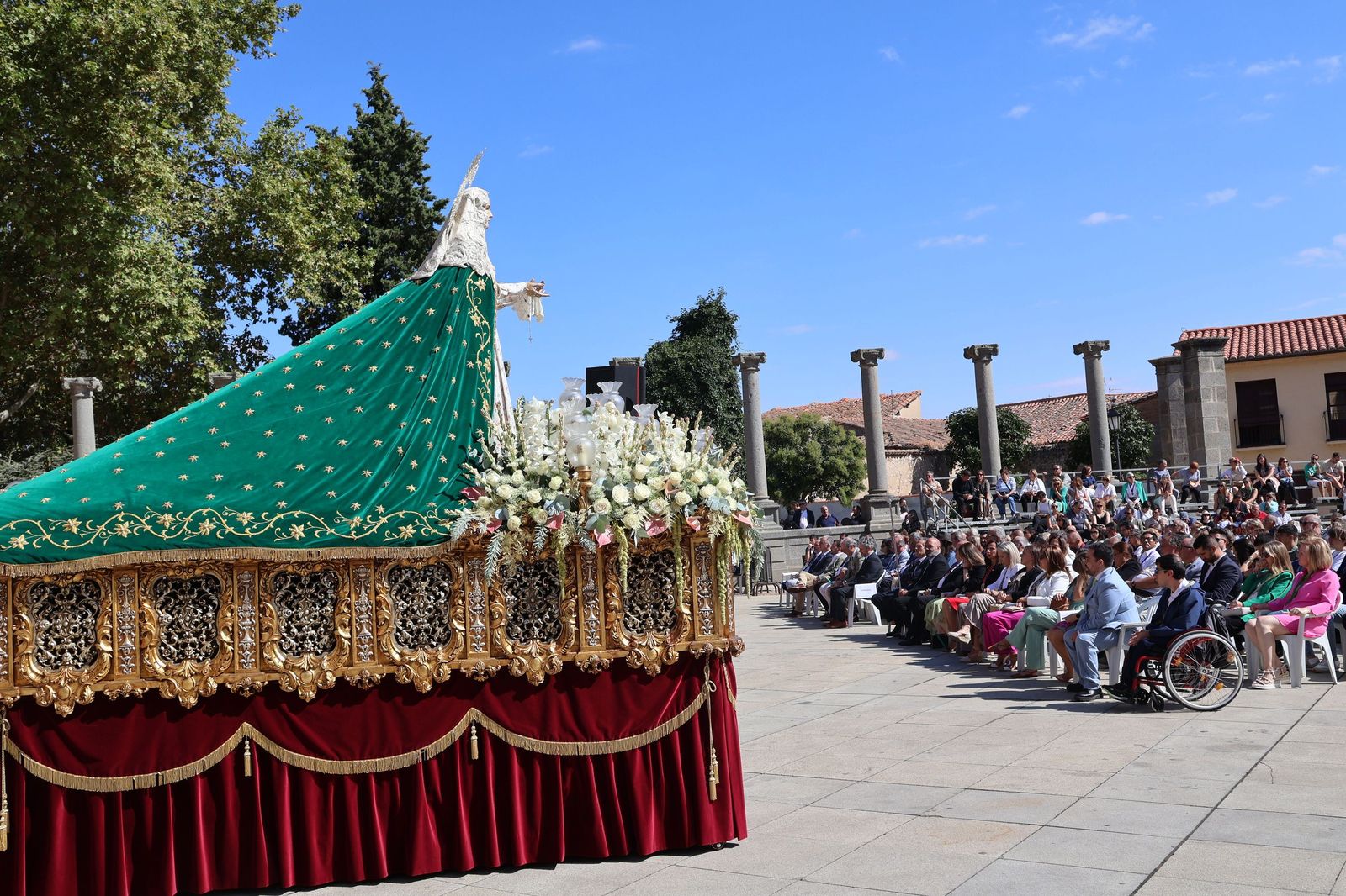 Procesión extraordinaria de la Virgen de La Esperanza