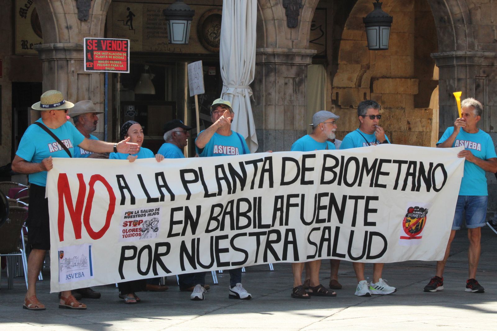 Manifestación Biogás en la Plaza Mayor de Salamanca