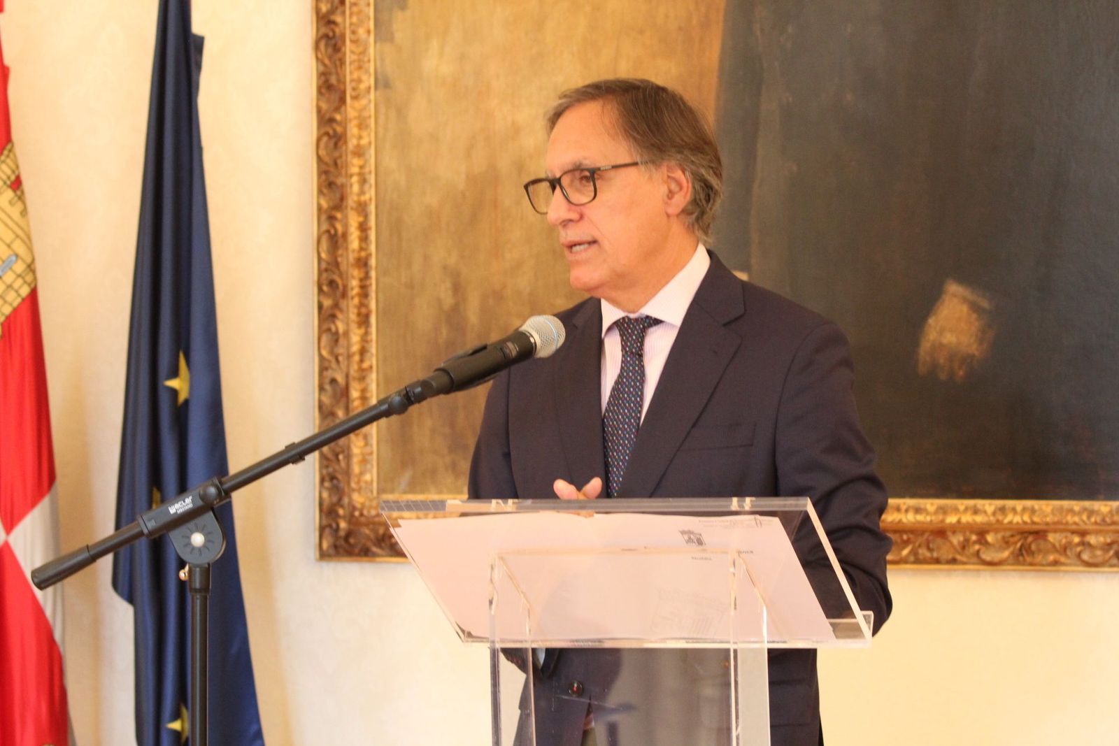 Carlos García Carbayo en el Salón de Recepciones del Ayuntamiento de Salamanca. Foto de archivo SALAMANCA24HORAS