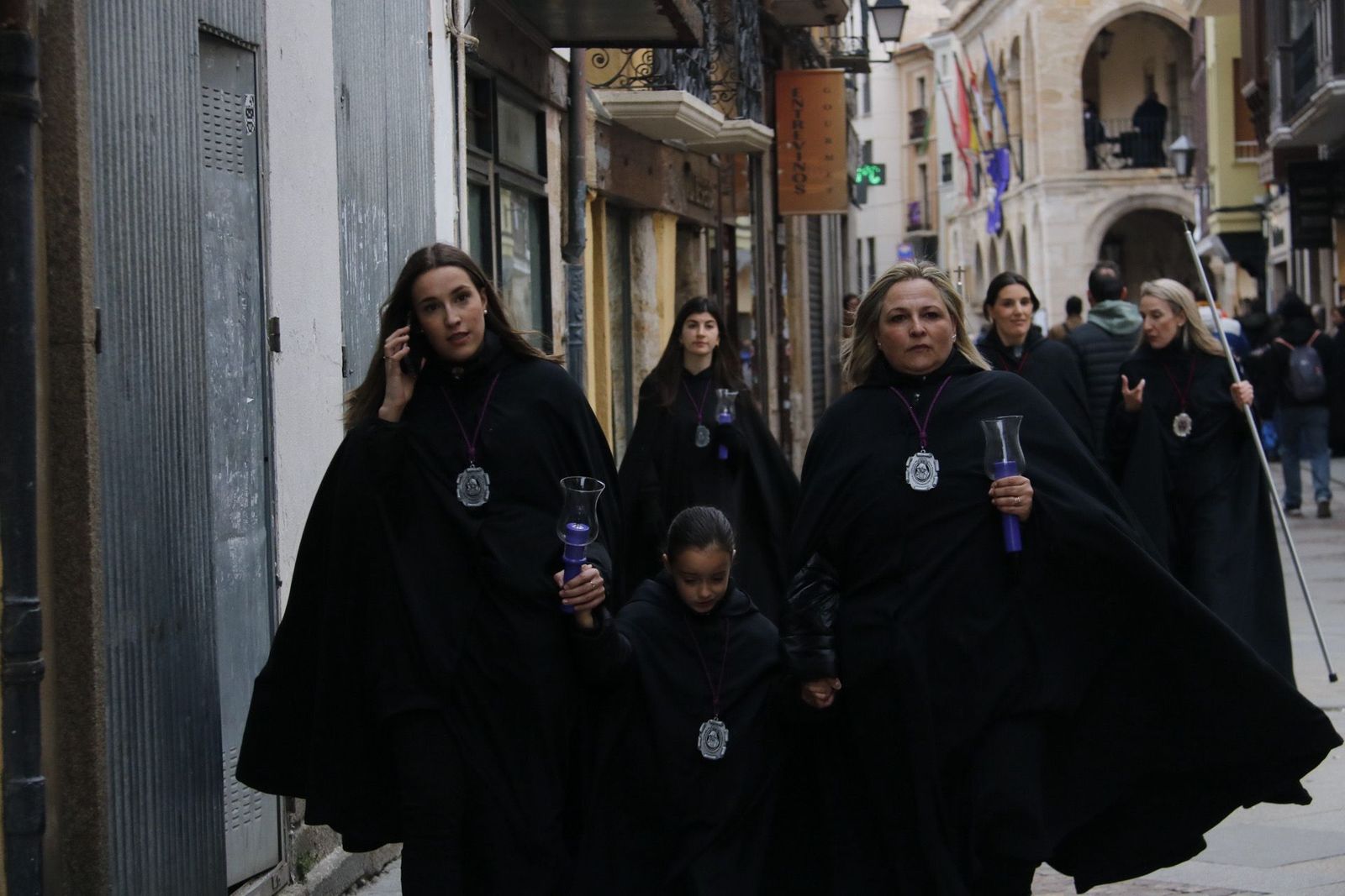 suspension-de-la-procesion-de-la-virgen-de-la-soledad-27