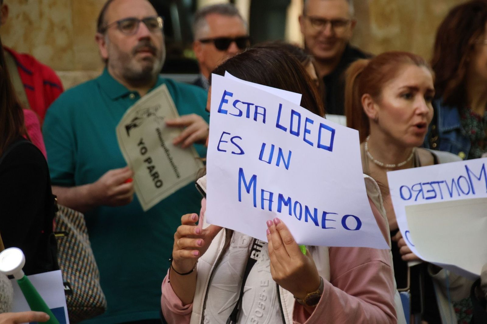 Manifestación  de los Funcionarios de Justicia desde la puerta de los Juzgados hasta la Subdelegación del Gobierno