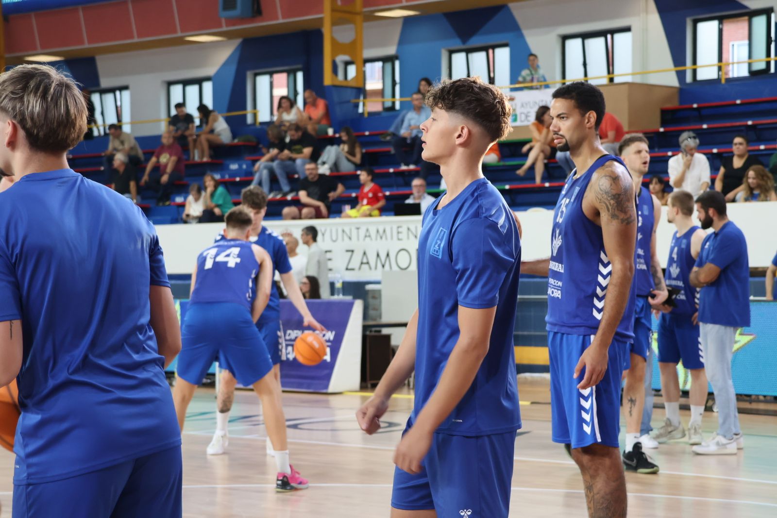 Todas las imágenes del CB Zamora- Melilla Baloncesto en el 46 Trofeo Diputación