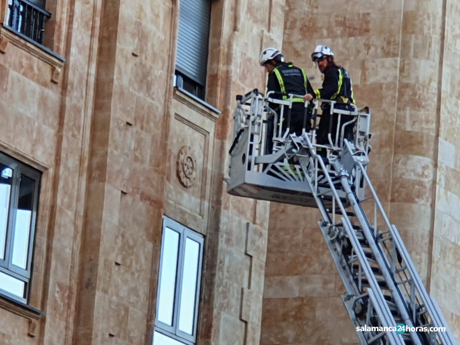 Bomberos calle Zamora (2)