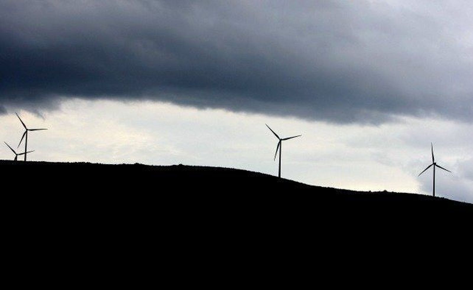 17 años de energía eólica en León: ilegalidades, (presunta) corrupción y empleo