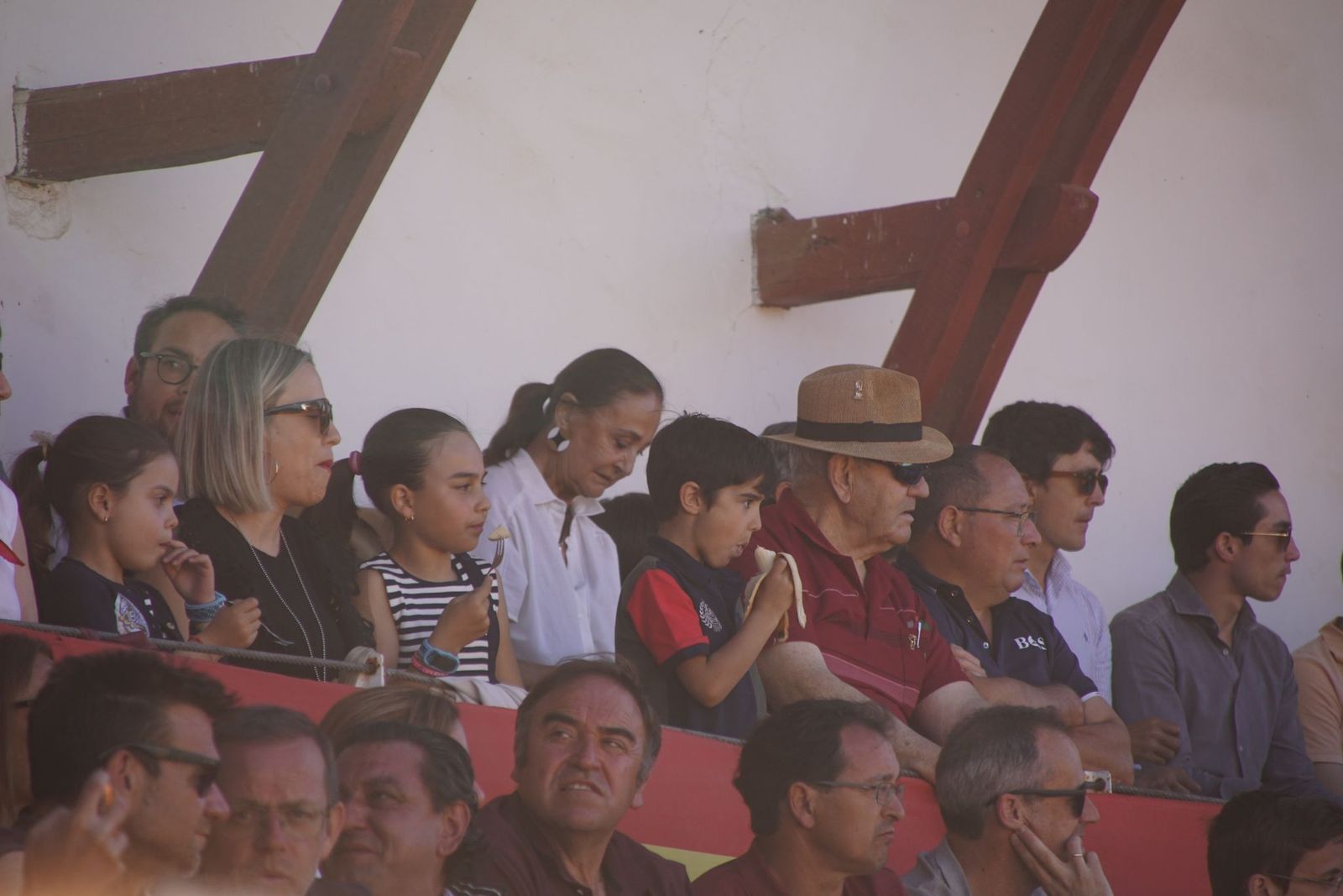 whatsapp-image-2024-06-02-at-22-12-22-1