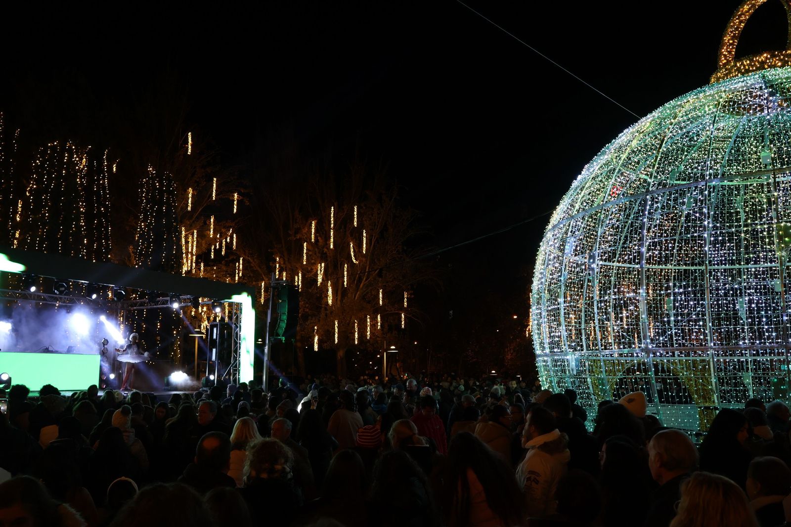 Encendido de la Plaza de los Sueños 2025 (31).JPG