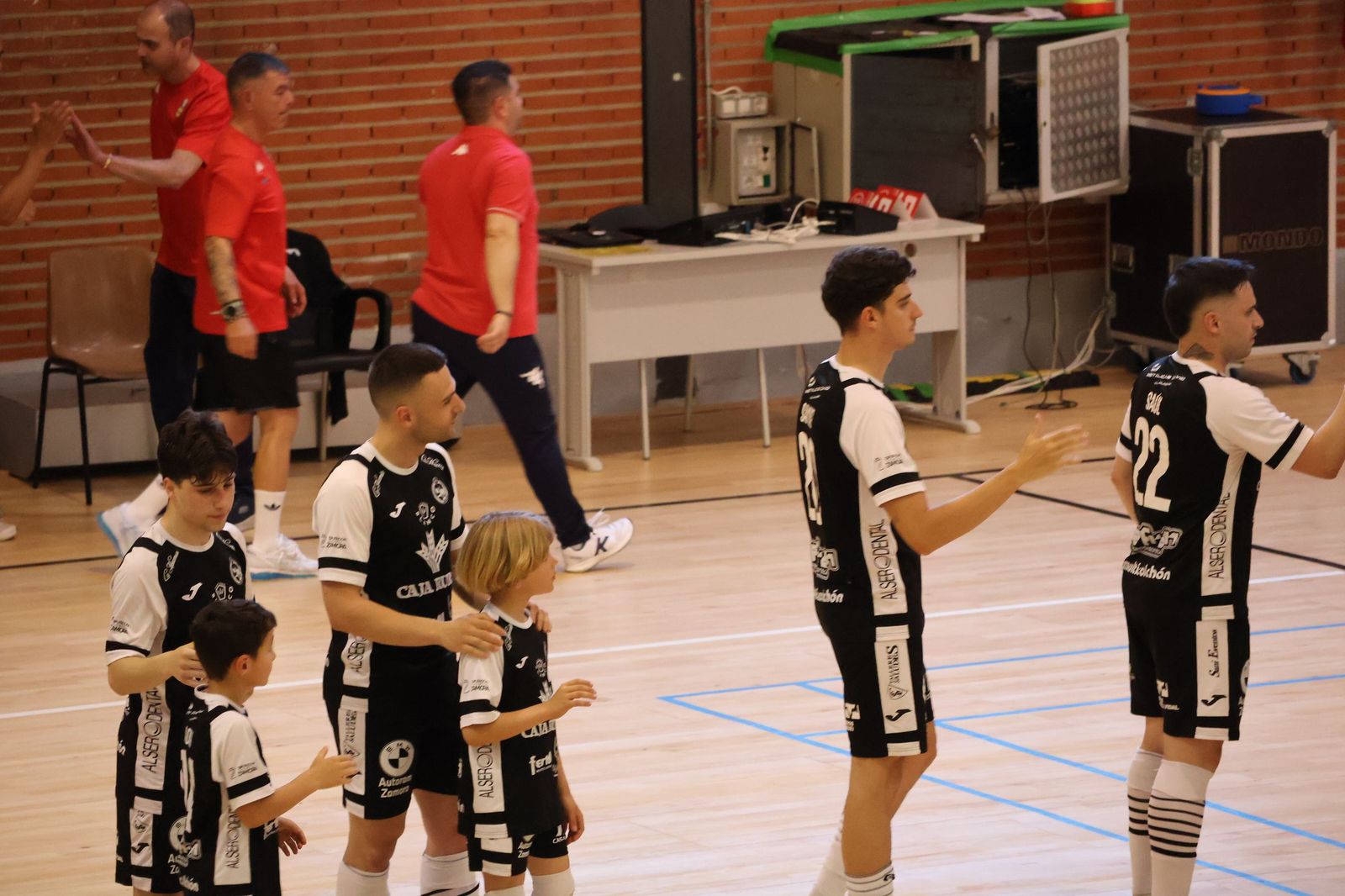 River Sala Zamora - O Esteo FS (2).JPG