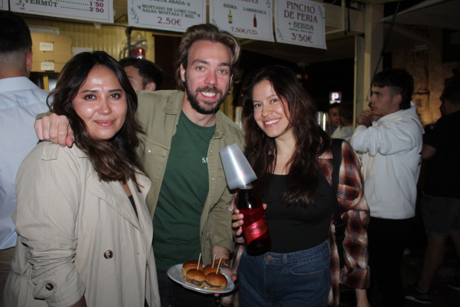 Cientos de personas disfrutan en la Feria de Día durante este martes en Salamanca