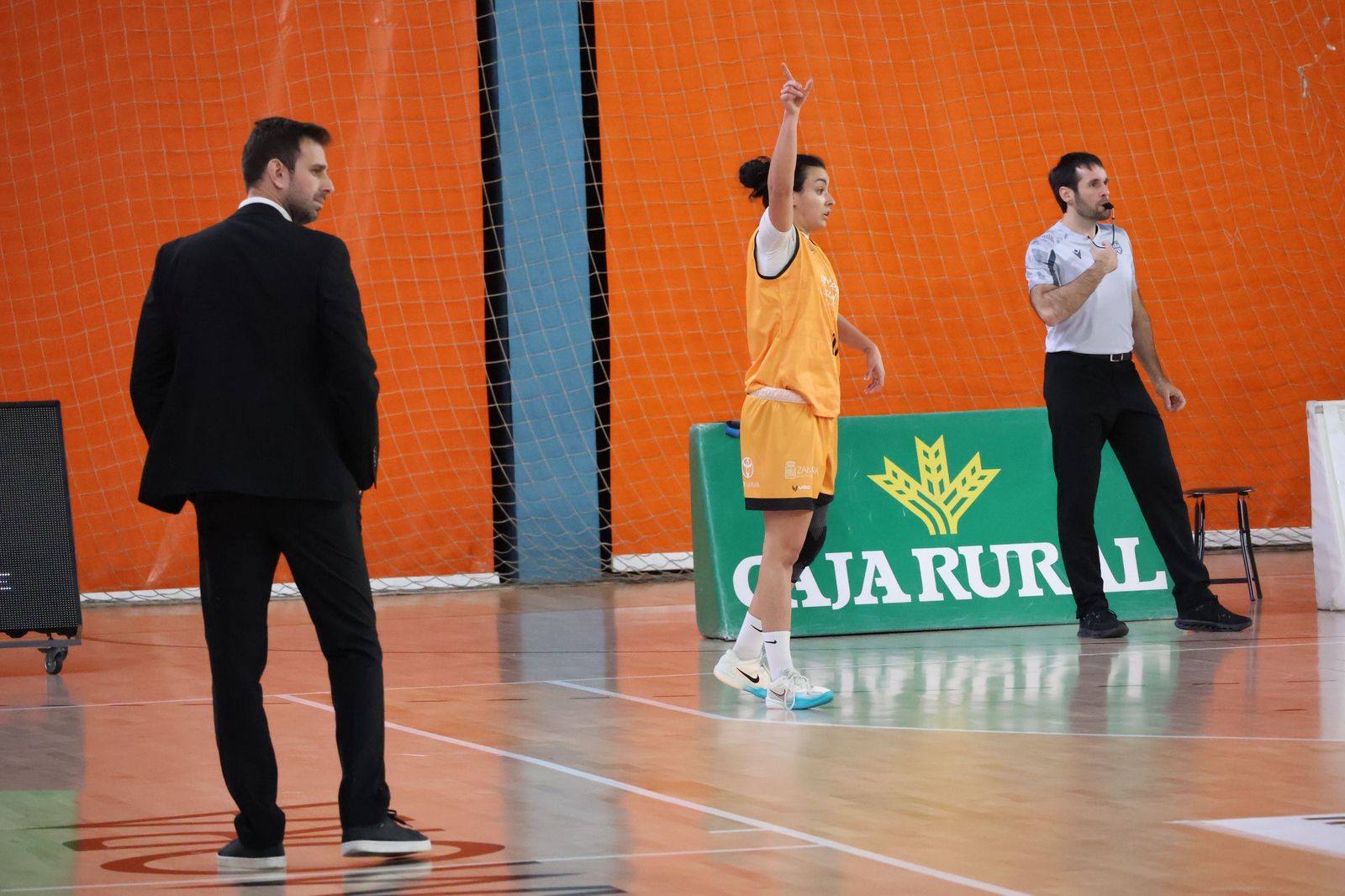 Partido entre CD Zamarat y Cajasol Baloncesto Sevilla