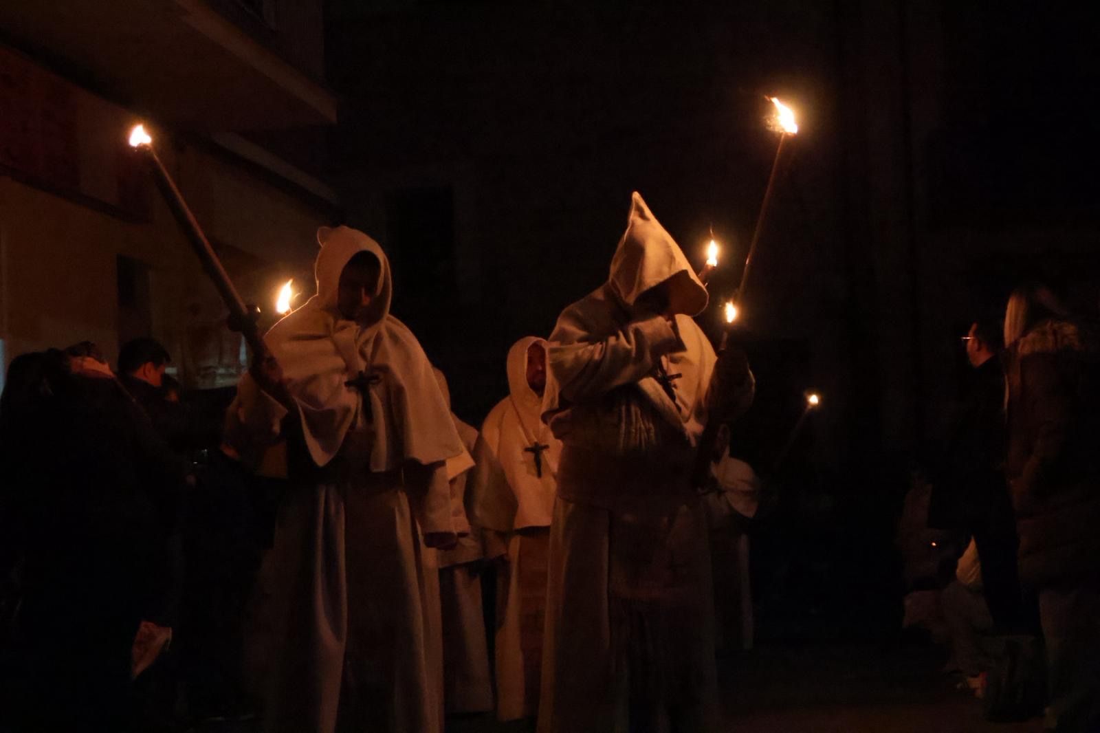 GALERÍA | Revive en imágenes la procesión de la Buena Muerte