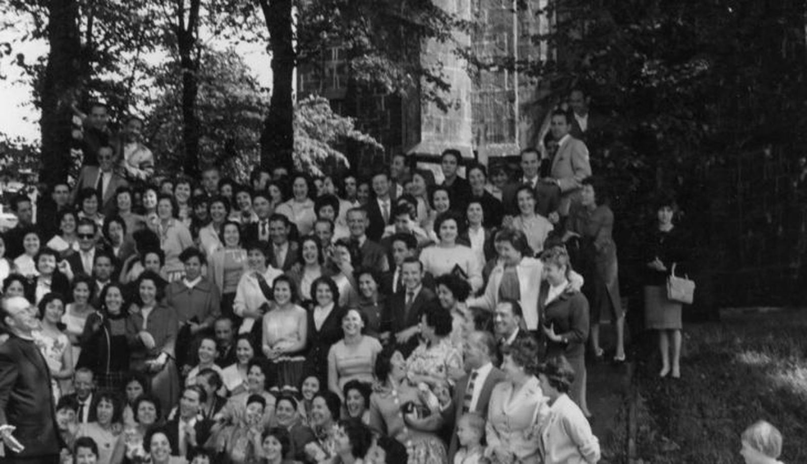 Mujeres en Westfalia en 1960 Carlos Muñoz Álvarez