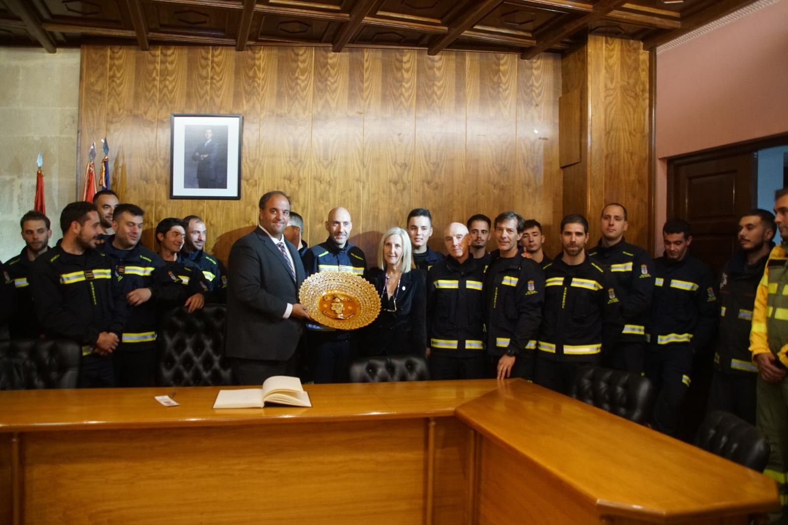 Los Bomberos de la Diputación dan voz al pregón de las fiestas de Alba de Tormes