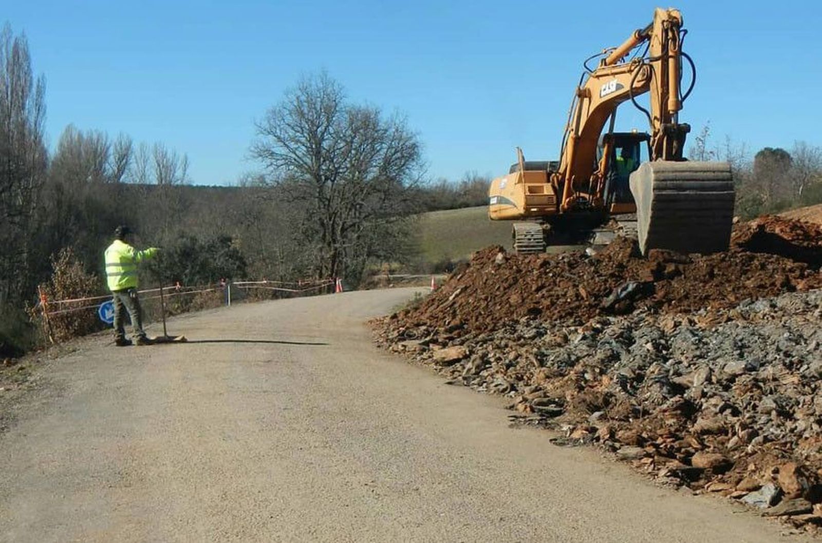 Obras en una carretera. Archivo