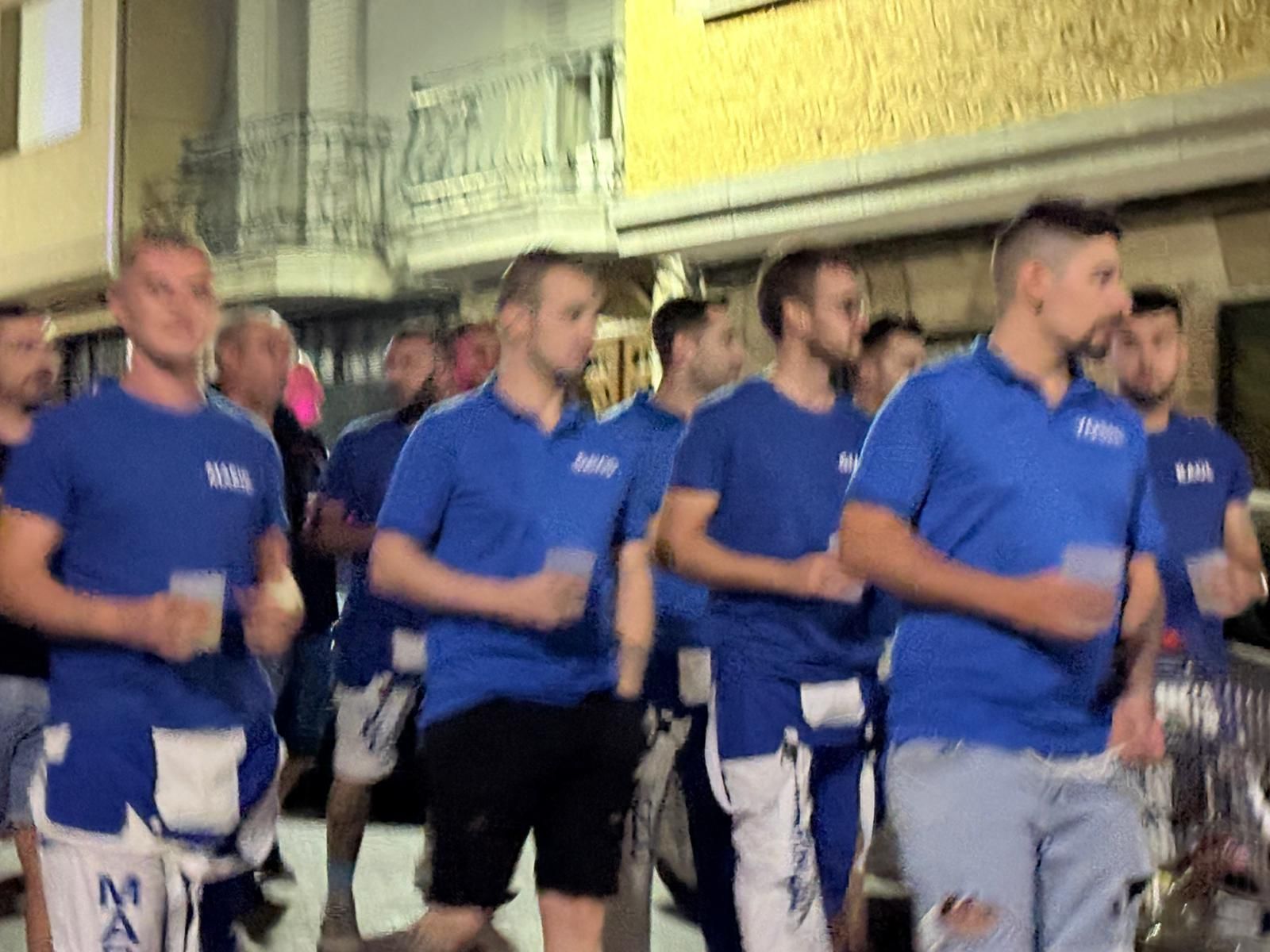 Desfile de peñas de Aldeadávila