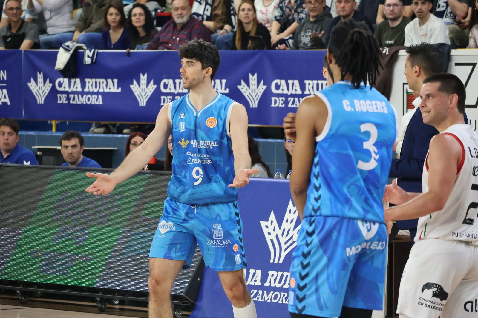 GALERÍA | El encuentro entre el CB Zamora y el Mallorca Basket, en imágenes