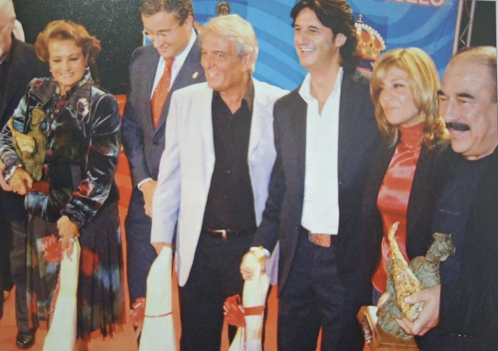 Carmen Sevilla, Pepe Sancho, Poti, Reyes Monforte y Hugo Stuven en una imagen publicada por Damián Martín