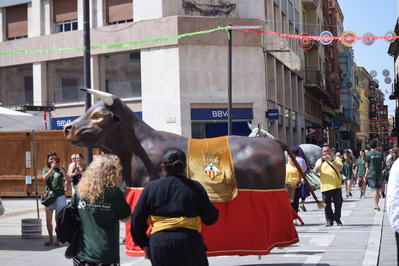 Desfile del Bestiario San Pedro 2025